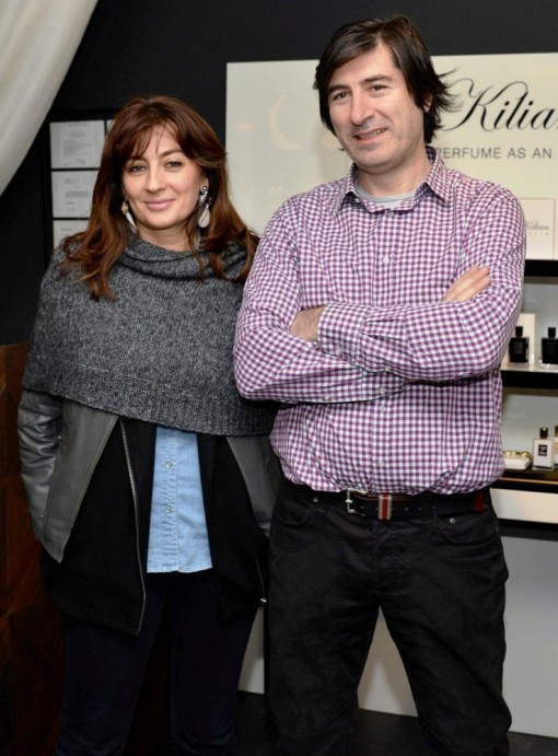 Gabriela și Cristian Păun (White Horse), la o lansare inedită, a volumului digital „Aici era cândva un titlu”. Foto. Cristi Duminecioiu